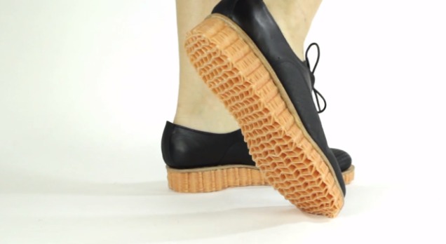 semelles de chaussure tricotées en 3D